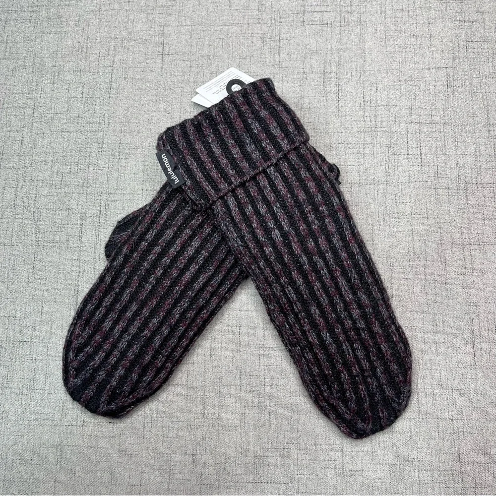 Lululemon Textured Fleece Lined Knit Mittens Merino Wool Cashmere Blend Nwt